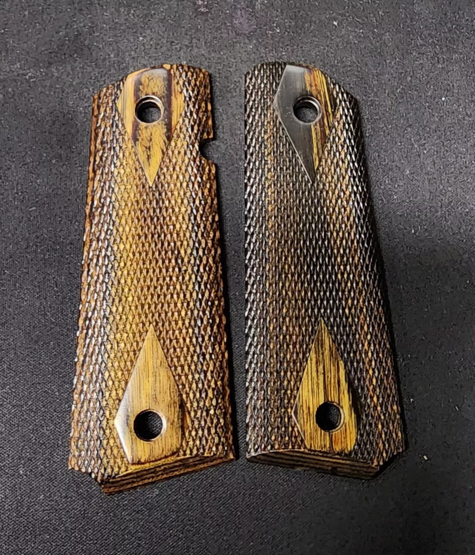 1911 Full Size Frame Classic Panel with Cut Checkering Double Diamond Silver Black