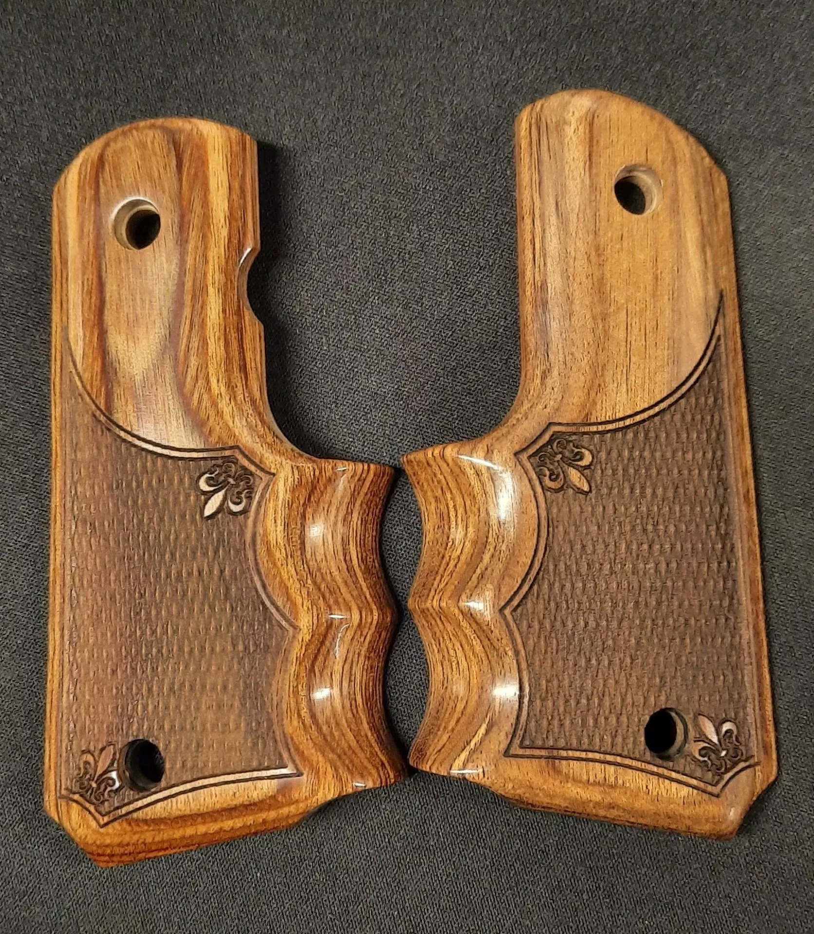 1911Full Sized Frames F/G Checkered Walnut Engineered Accessories