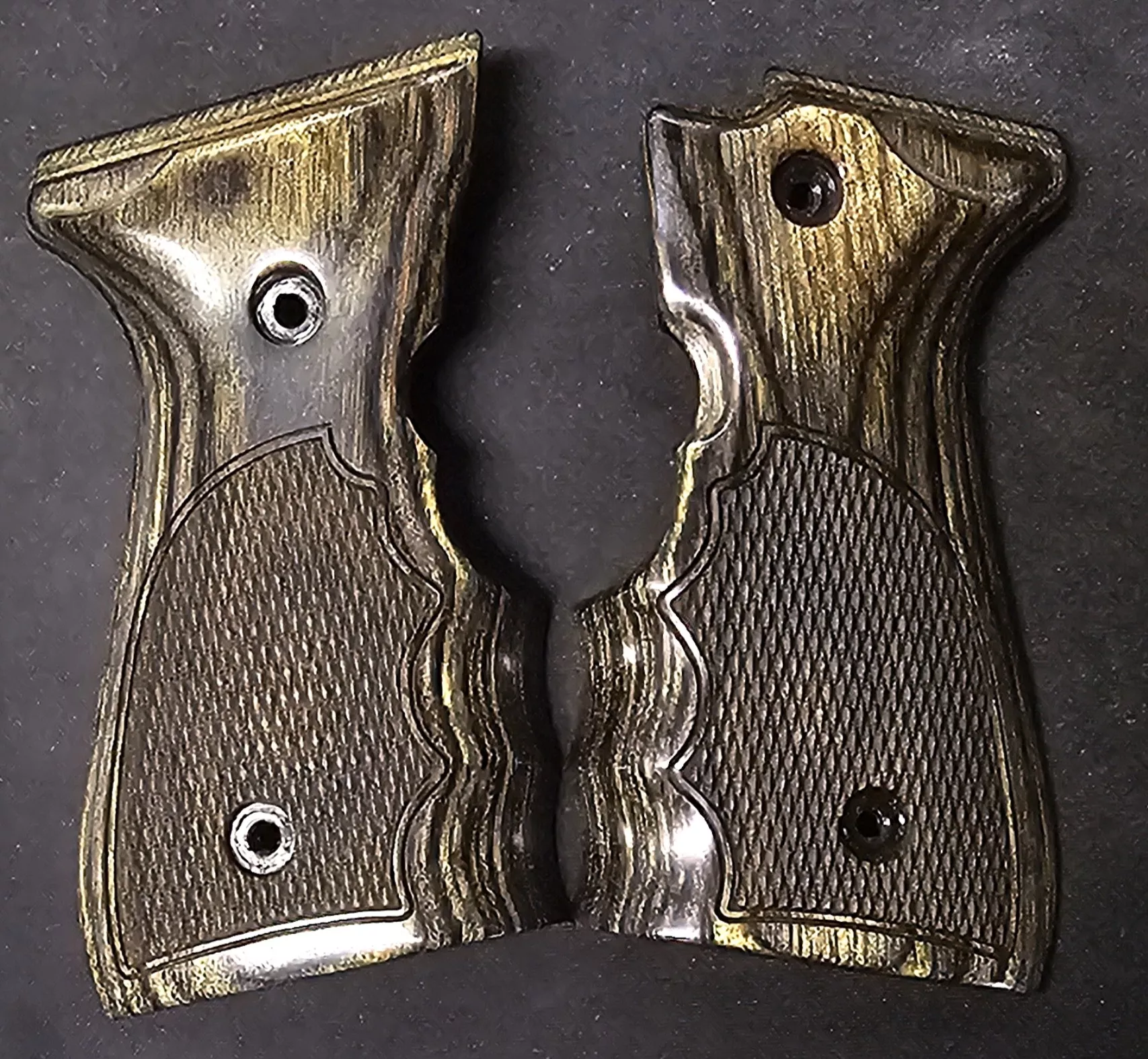 Beretta 92/96 Classic Panel FG Checkerd Silver Black Engineered Accessories