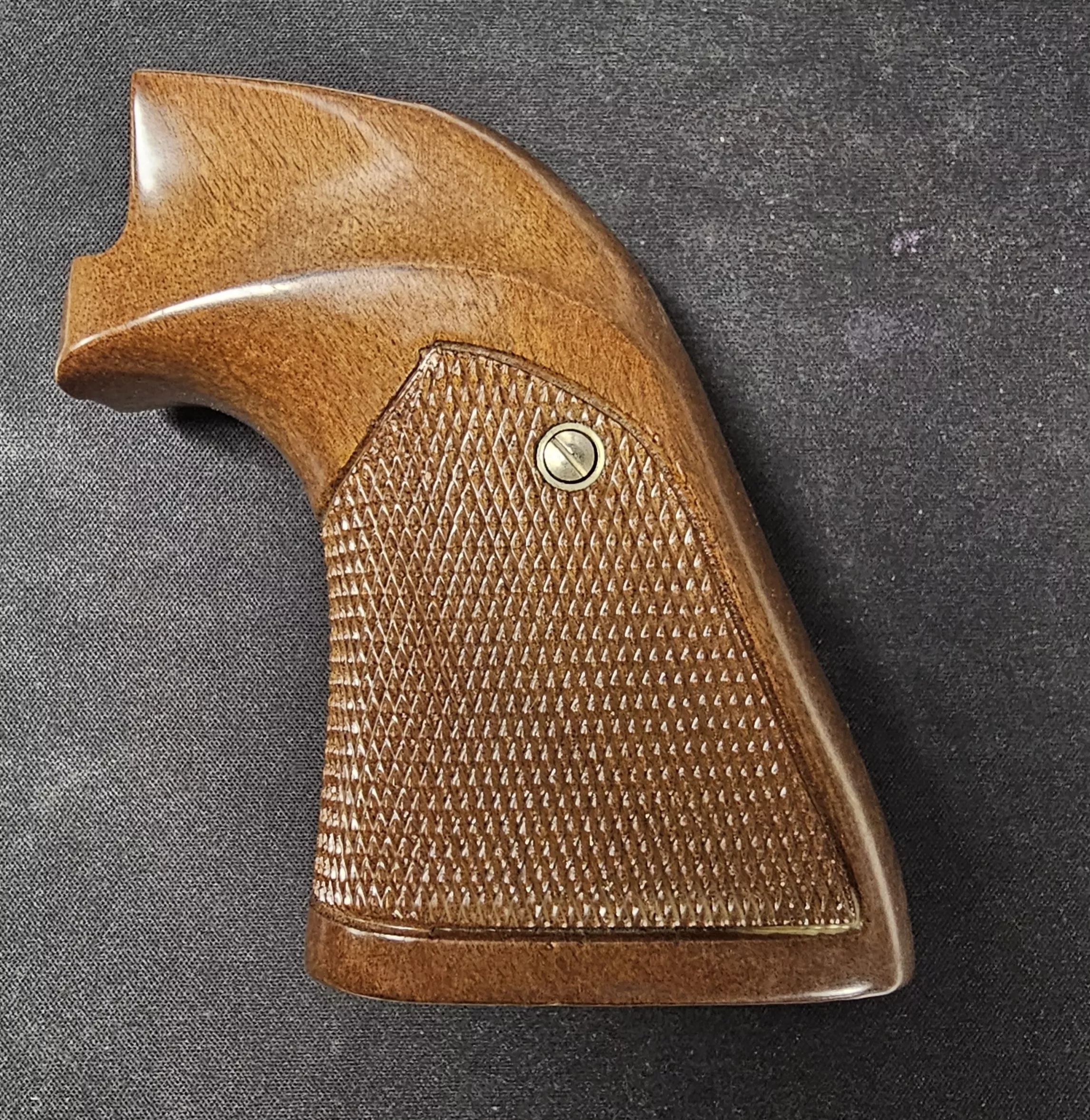 Ruger Blackhawk Vaquero Single Six Target Grip Checkered Walnut