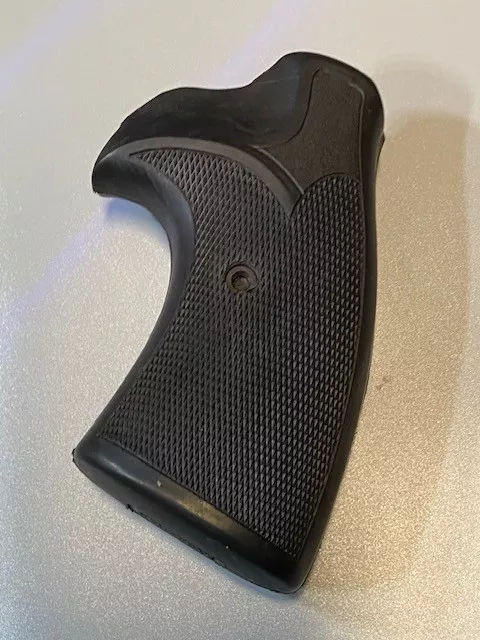 Ruger Security 6 Pachmayr Presentation Rubber Grip Large - SN# 151 and higher