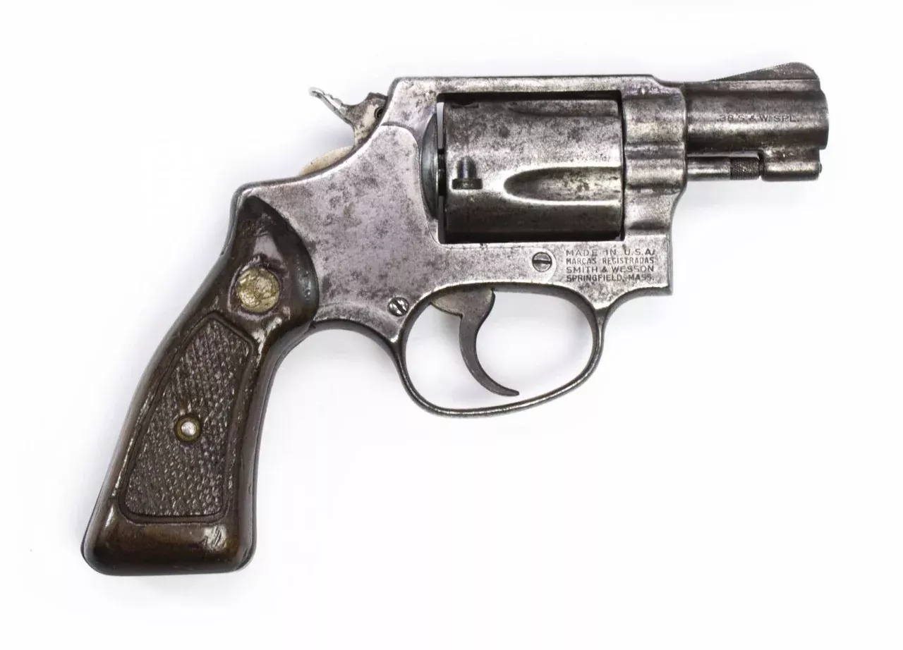 S&W 36 38SPL 2 BARREL BLUED FIXED SIGHT SQUARE BUTT