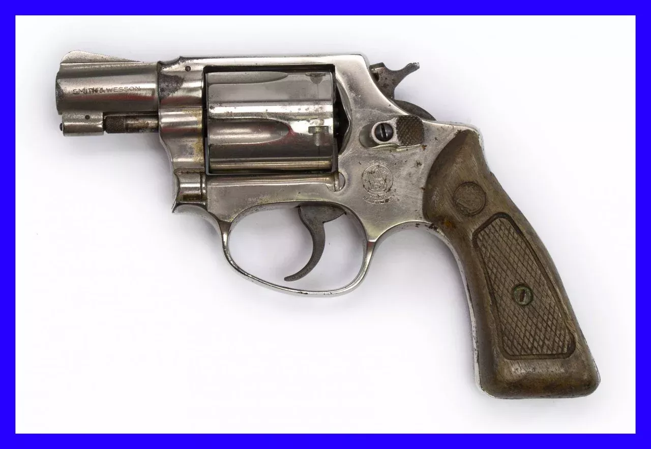 S&W 36 38SPL 2 BARREL FIXED SIGHTS ROUND BUTT NICKEL