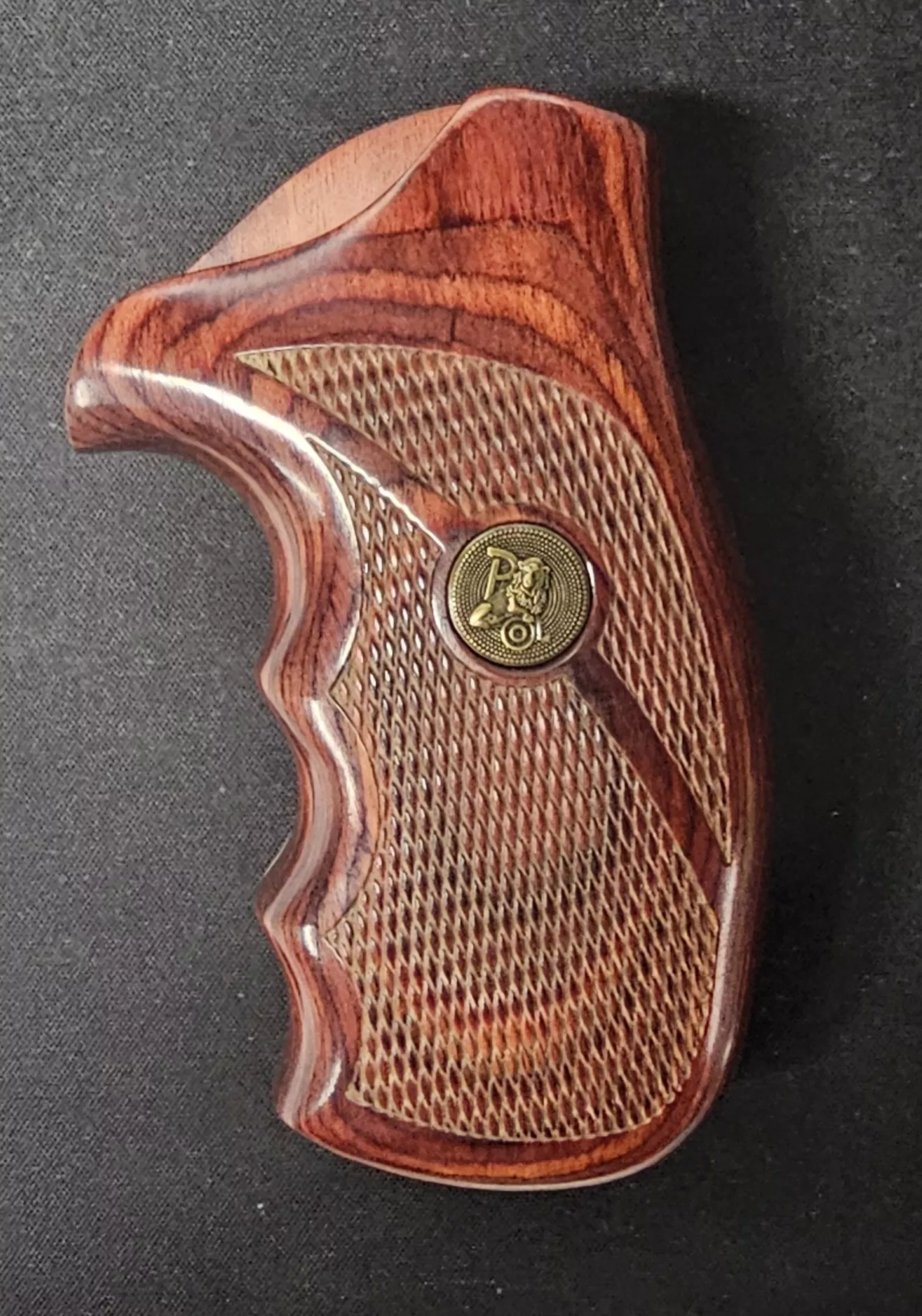 S&W N Round Checkered Rosewood 36040