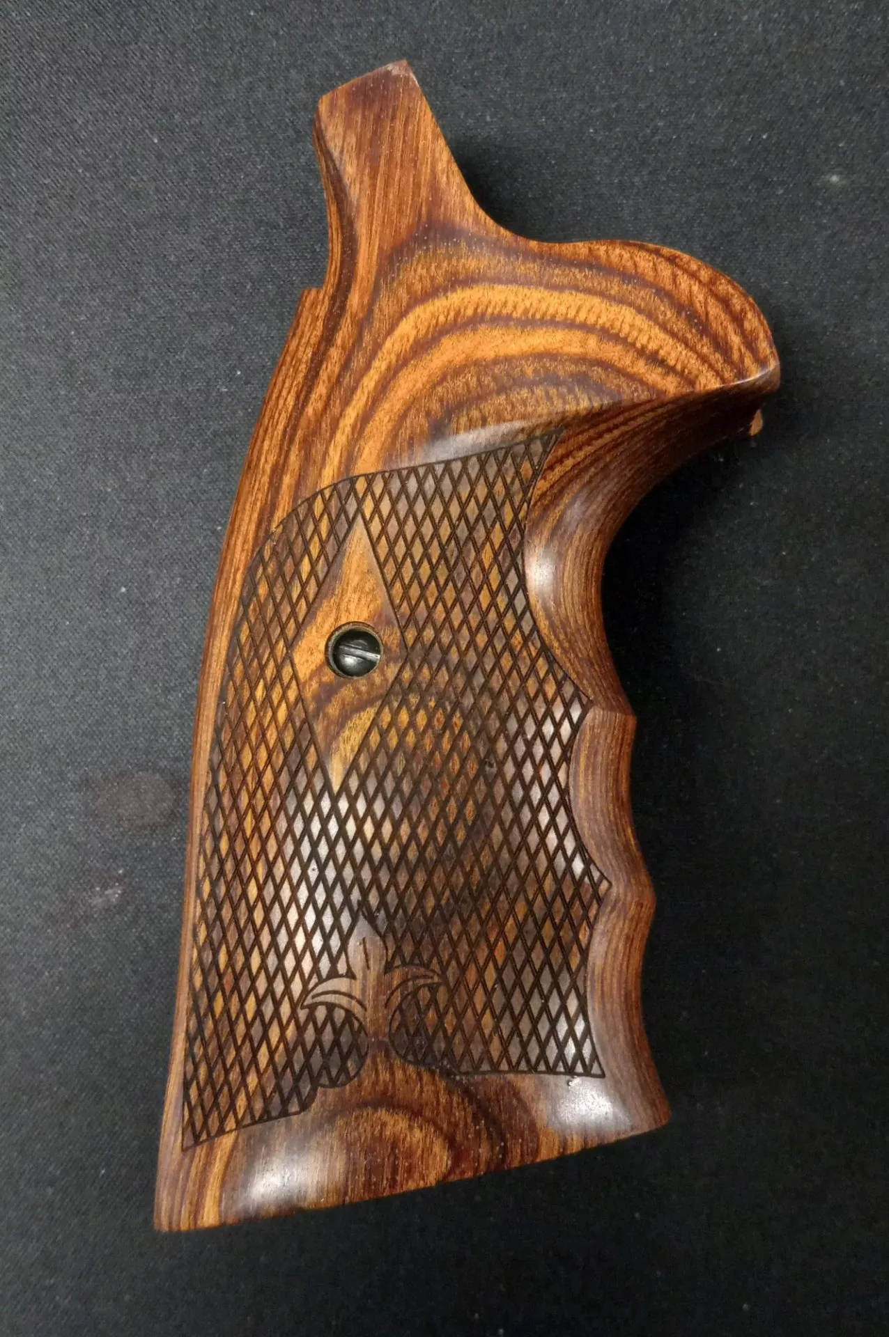 S&W N-Round Conversion Bateleur Checkering with Fleur De Lis Walnut Engineered Accessories