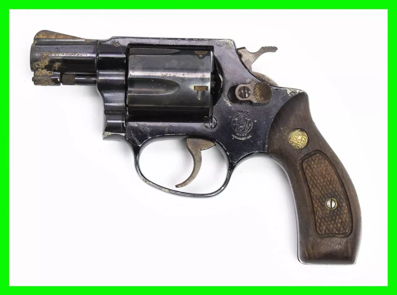 S&W Revolver 37, .38 Special 2
