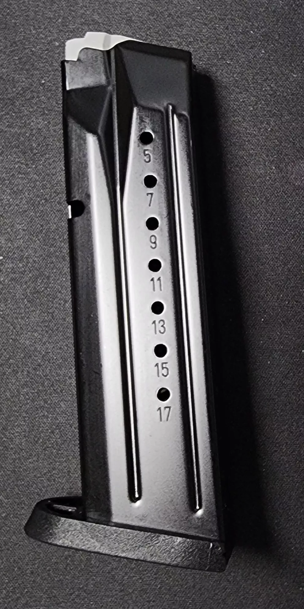 Smith & Wesson M&P 9MM 17RD Factory Magazine
