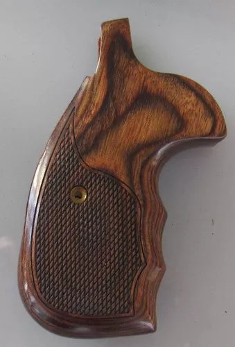 SW K/L Round FG Checkered Walnut Engineered Accessories