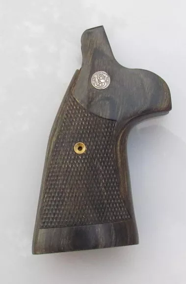 SW N Rd to Sq Target Checker Silver Black Engineered Accessories