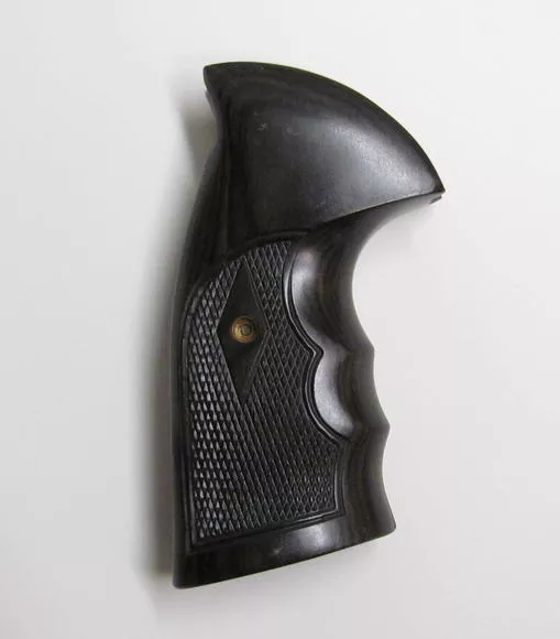 SW N Square FG Checker Silver Black Engineered Accessories